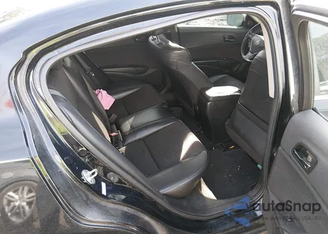 2013 Acura Ilx 2.0L z USA, uszkodzony, nr VIN 19VDE1F35DE010040